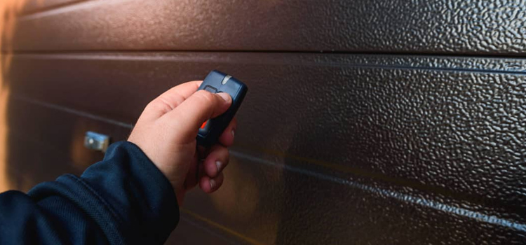 automatic door opener with remote control in Dixon